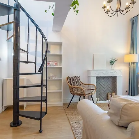Charming 2-level Loft In Cracow *