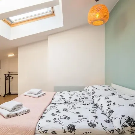 Charming 2-level Loft In Cracow Krasków