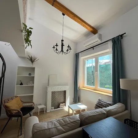 アパート Charming 2-level Loft In Cracow クラクフ